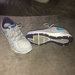 Nike sneakers size 8